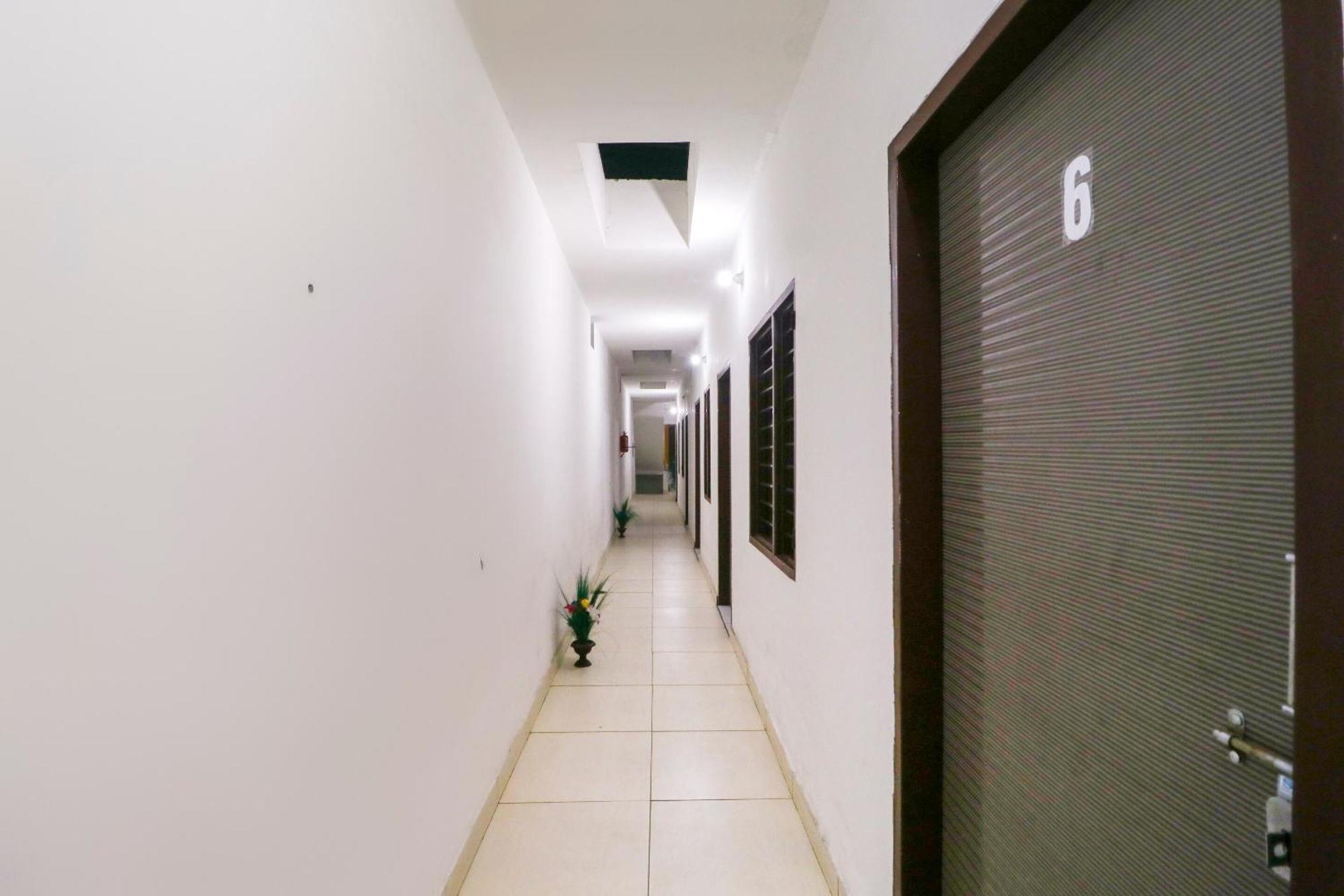 Hotel O Sky Garden Ludhiana Exterior photo
