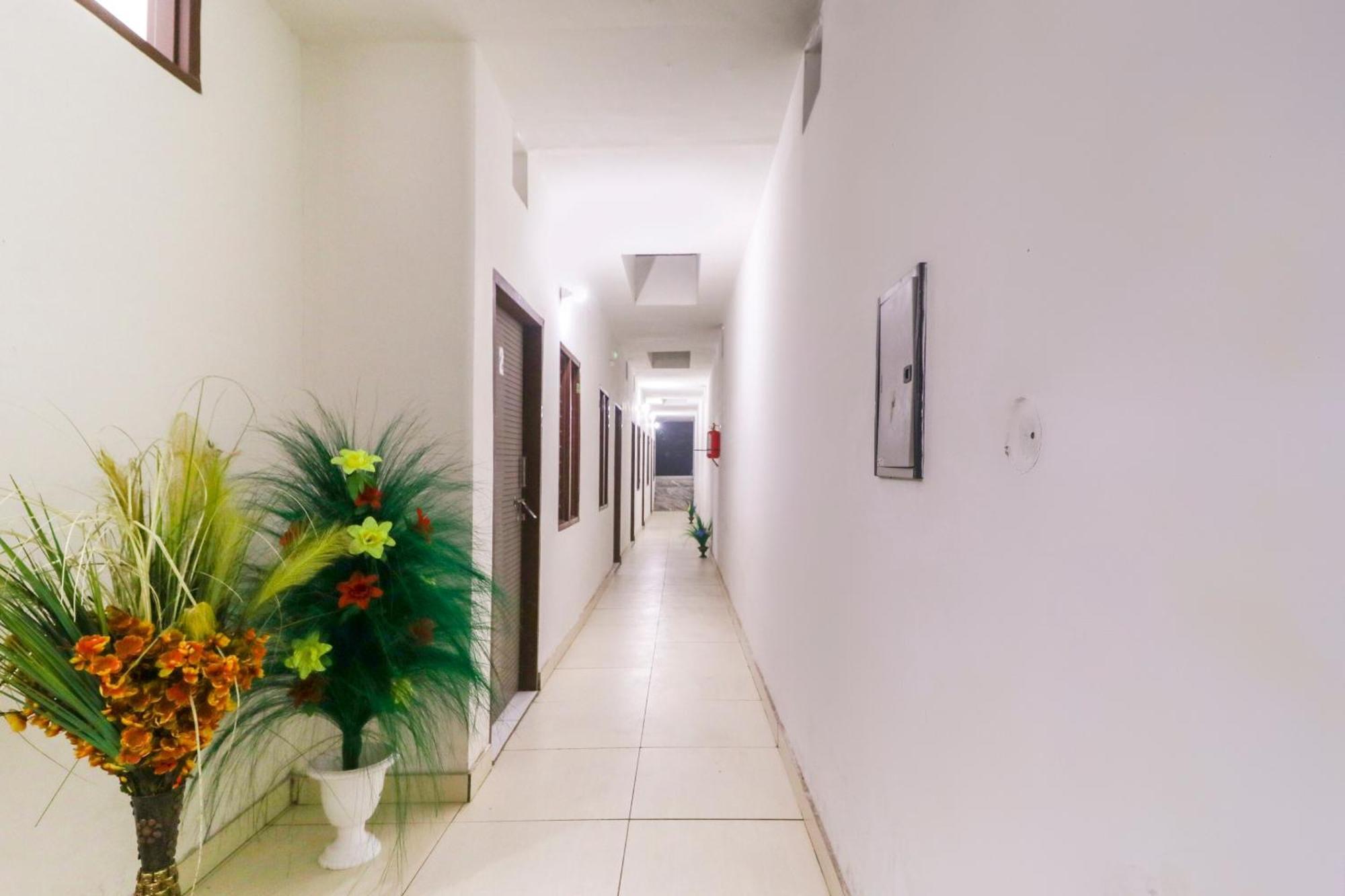 Hotel O Sky Garden Ludhiana Exterior photo